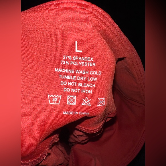 Gecko Grip Leggings - Picture 4 of 5